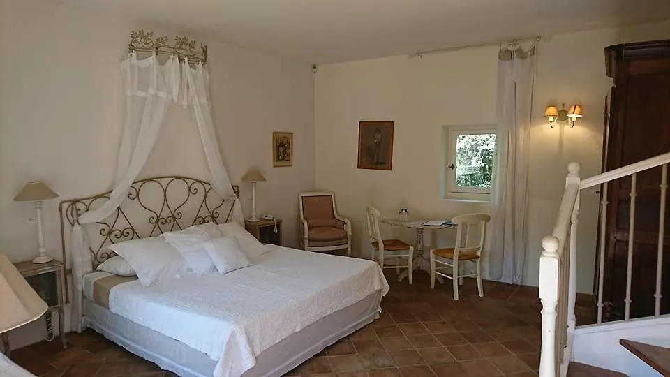 La Bastide Du Bois Breant 호텔 Maubec  3*, Maubec (Vaucluse)